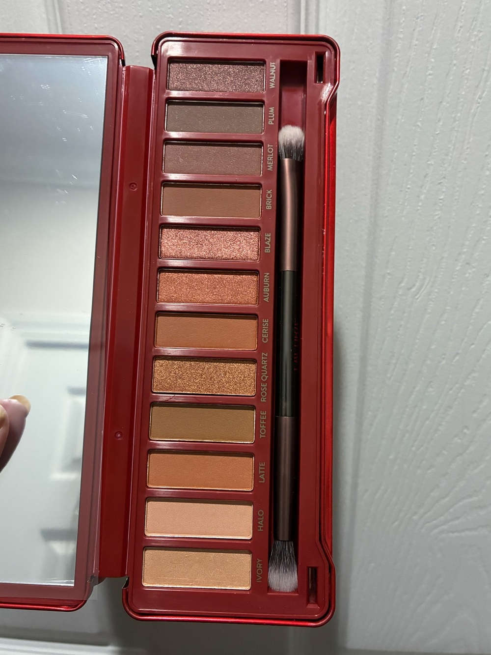 LaCura Intense Eyeshadow Palette
